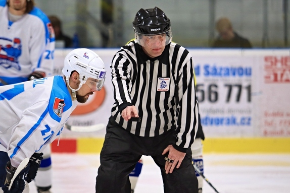 HC Světlá n. S. - HC Velká Bíteš 4:2 (4.12.2022) 8