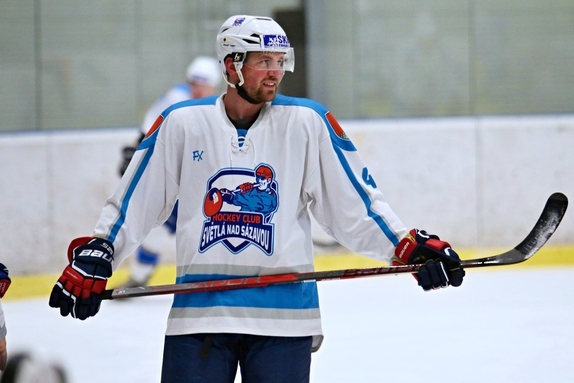 Team Včeláků - HC Světlá n. S. 8:7 (28.12.2022) 8