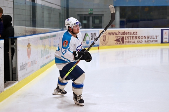 Team Včeláků - HC Světlá n. S. 8:7 (28.12.2022) 31