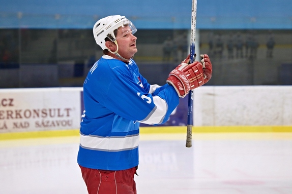 Team Včeláků - HC Světlá n. S. 8:7 (28.12.2022) 36