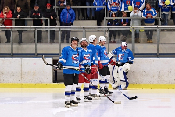 Team Včeláků - HC Světlá n. S. 8:7 (28.12.2022) 39
