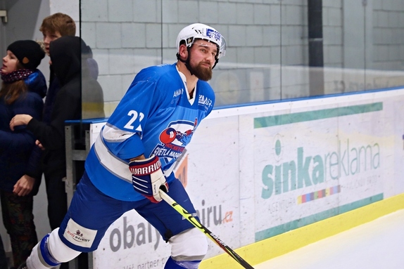 Team Včeláků - HC Světlá n. S. 8:7 (28.12.2022) 40