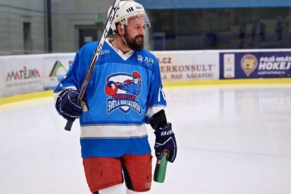 Team Včeláků - HC Světlá n. S. 8:7 (28.12.2022) 47