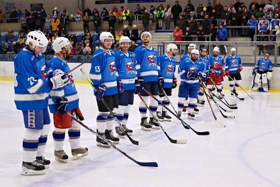Team Včeláků - HC Světlá n. S. 8:7 (28.12.2022) 49