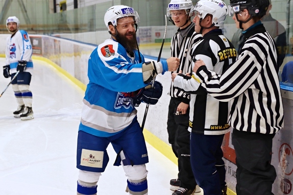 Team Včeláků - HC Světlá n. S. 8:7 (28.12.2022) 4