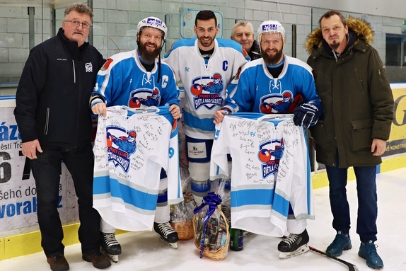 Team Včeláků - HC Světlá n. S. 8:7 (28.12.2022) 12