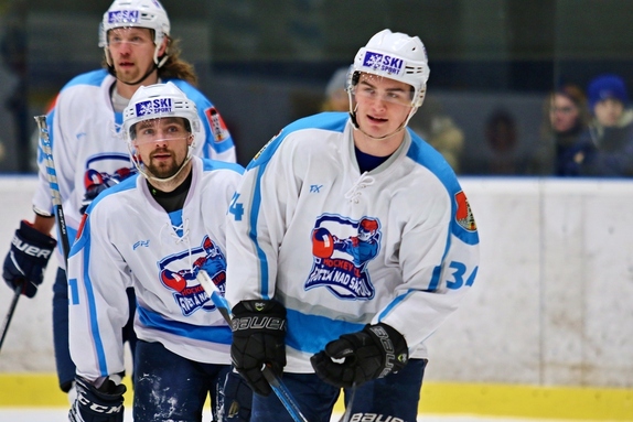 Team Včeláků - HC Světlá n. S. 8:7 (28.12.2022) 24