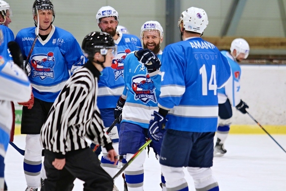 Team Včeláků - HC Světlá n. S. 8:7 (28.12.2022) 32