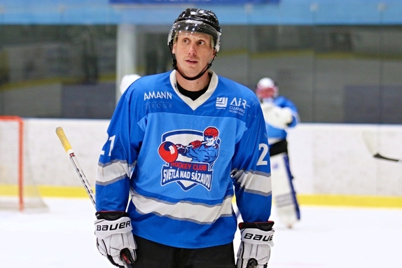 Team Včeláků - HC Světlá n. S. 8:7 (28.12.2022) 34