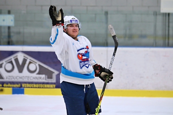 Team Včeláků - HC Světlá n. S. 8:7 (28.12.2022) 49