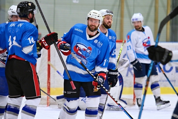 Team Včeláků - HC Světlá n. S. 8:7 (28.12.2022) 52