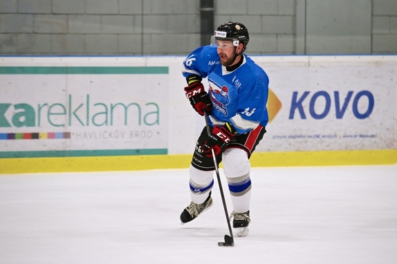 Team Včeláků - HC Světlá n. S. 8:7 (28.12.2022) 1