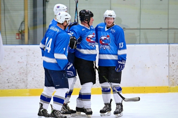 Team Včeláků - HC Světlá n. S. 8:7 (28.12.2022) 30
