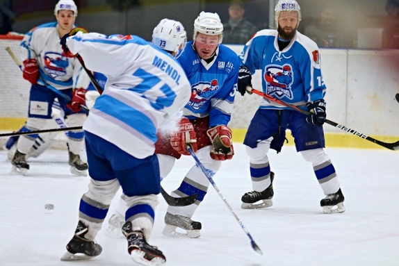 Team Včeláků - HC Světlá n. S. 8:7 (28.12.2022) 33