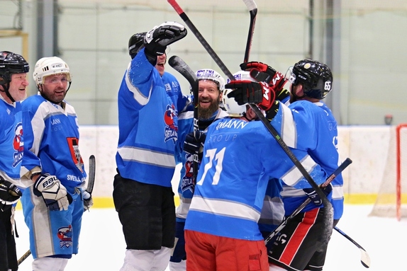 Team Včeláků - HC Světlá n. S. 8:7 (28.12.2022) 42