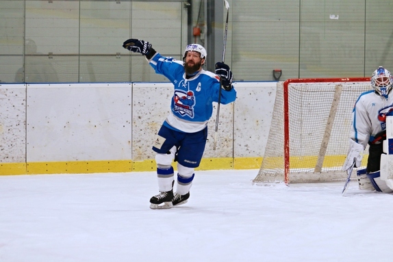 Team Včeláků - HC Světlá n. S. 8:7 (28.12.2022) 51