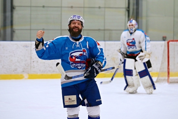 Team Včeláků - HC Světlá n. S. 8:7 (28.12.2022) 53