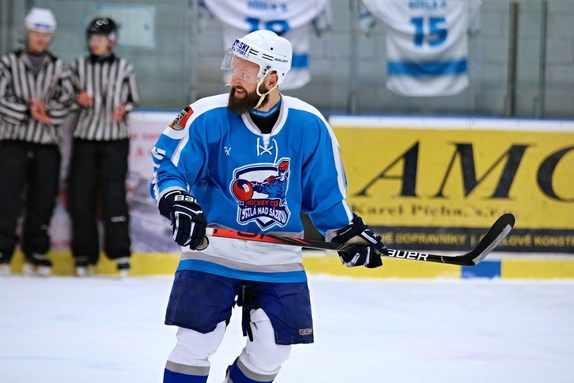 Team Včeláků - HC Světlá n. S. 8:7 (28.12.2022) 55