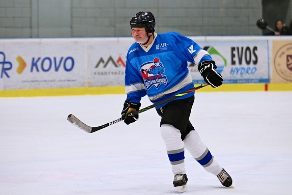 Team Včeláků - HC Světlá n. S. 8:7 (28.12.2022) 7