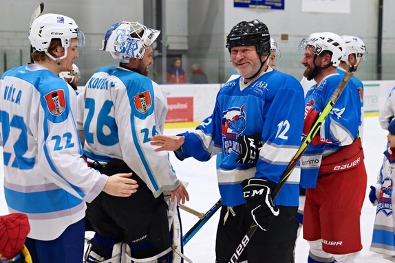 Team Včeláků - HC Světlá n. S. 8:7 (28.12.2022) 21