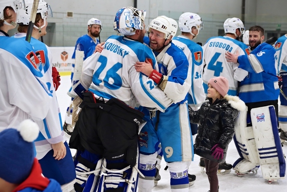 Team Včeláků - HC Světlá n. S. 8:7 (28.12.2022) 24