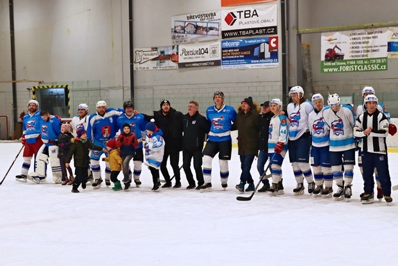 Team Včeláků - HC Světlá n. S. 8:7 (28.12.2022) 29