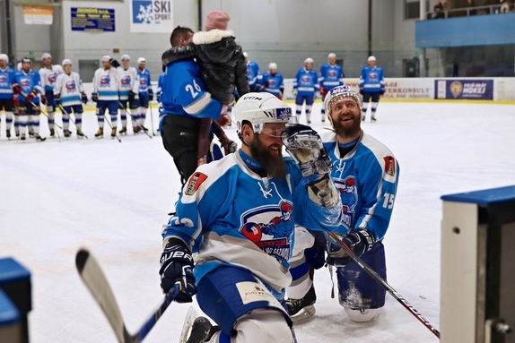 Team Včeláků - HC Světlá n. S. 8:7 (28.12.2022) 31
