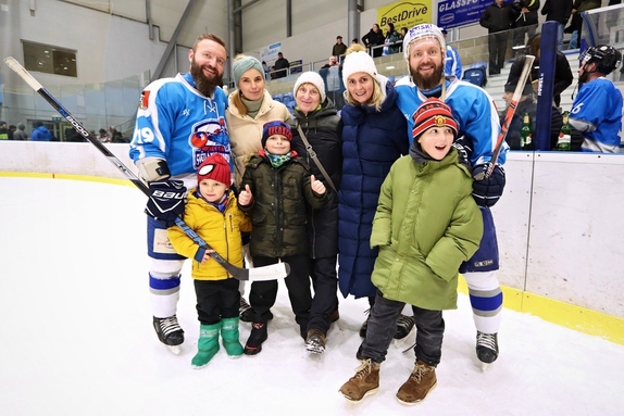 Team Včeláků - HC Světlá n. S. 8:7 (28.12.2022) 51