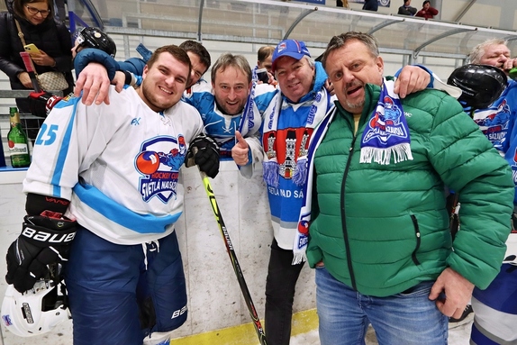 Team Včeláků - HC Světlá n. S. 8:7 (28.12.2022) 53