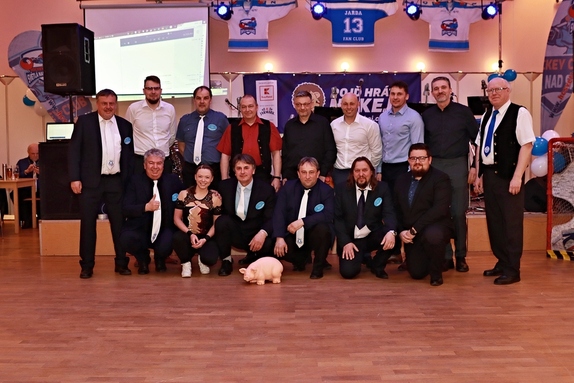 9. hokejový velikonoční ples