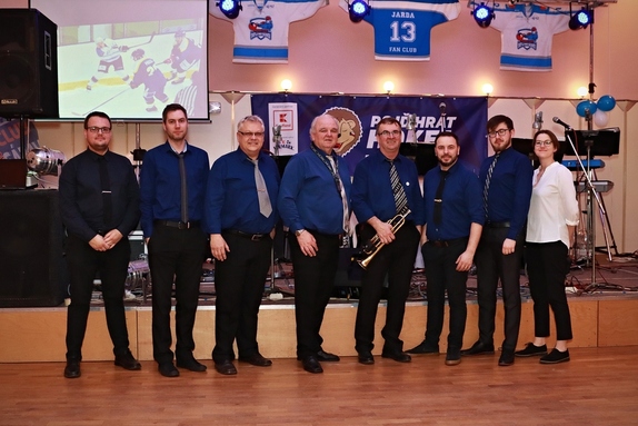 9. hokejový velikonoční ples 2