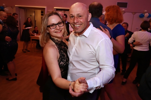 9. hokejový velikonoční ples 17