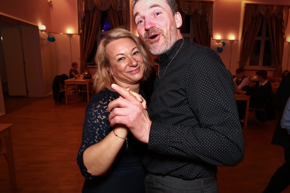 9. hokejový velikonoční ples 19