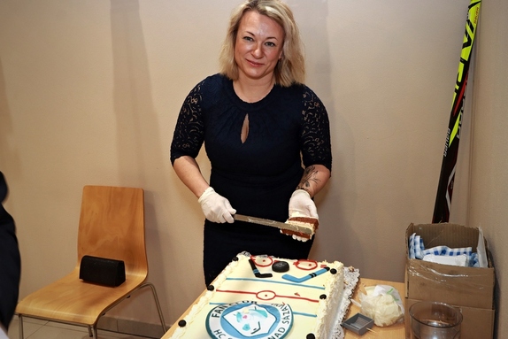 9. hokejový velikonoční ples 36