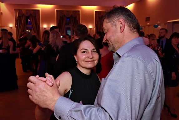 9. hokejový velikonoční ples 44