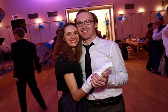 9. hokejový velikonoční ples 72