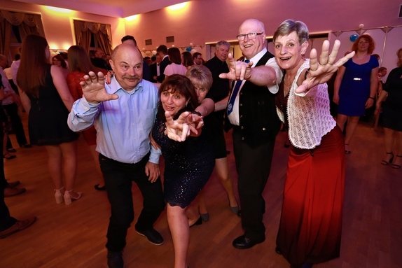 9. hokejový velikonoční ples 78