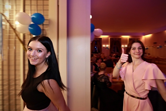 9. hokejový velikonoční ples 19