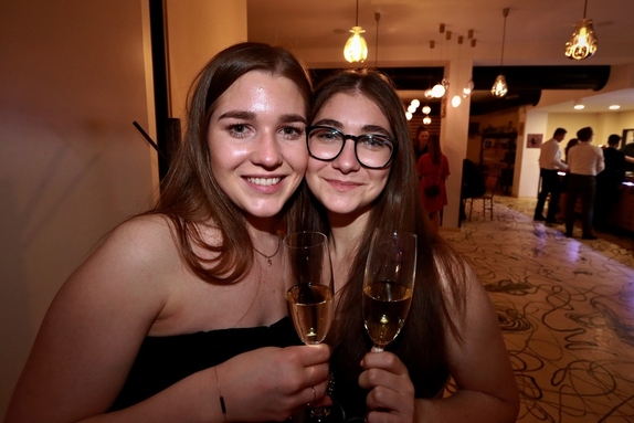 9. hokejový velikonoční ples 21