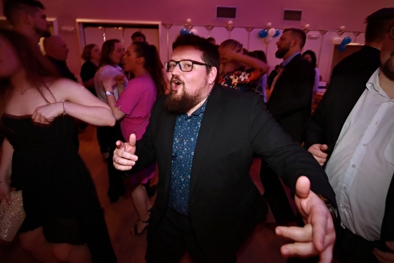 9. hokejový velikonoční ples 26