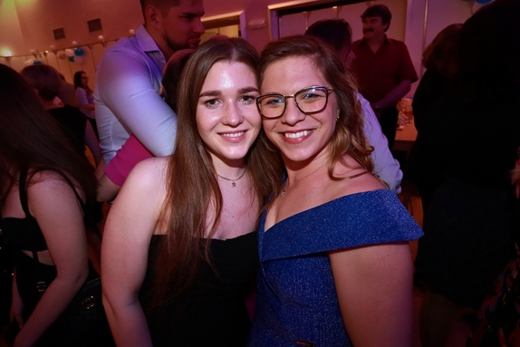 9. hokejový velikonoční ples 31