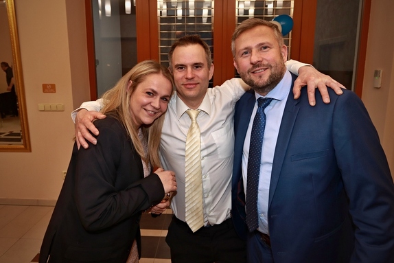 9. hokejový velikonoční ples 36