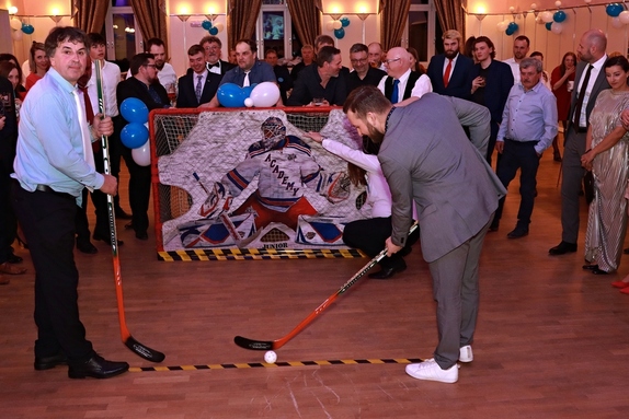 9. hokejový velikonoční ples 50