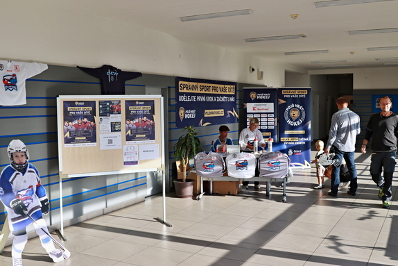 Pojď hrát hokej (září 2024) 2