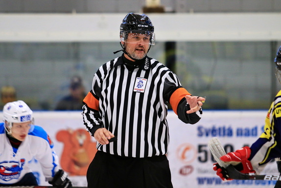 HC Světlá n. S. - HC Velká Bíteš 2:4 (19.10.2025) 