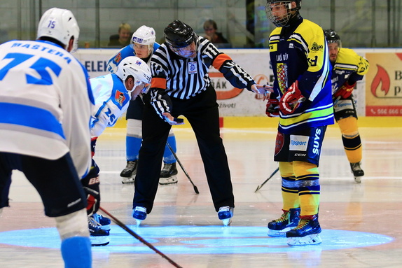 HC Světlá n. S. - HC Velká Bíteš 2:4 (19.10.2025) 