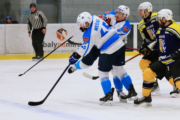 HC Světlá n. S. - HC Velká Bíteš 2:4 (19.10.2025) 