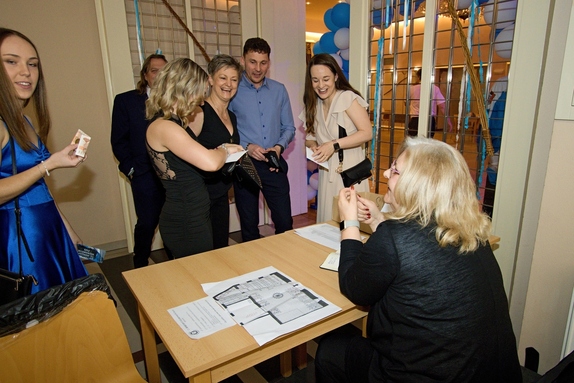 12. hokejový velikonoční ples 3