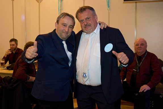 12. hokejový velikonoční ples 18