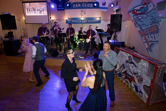 12. hokejový velikonoční ples 41